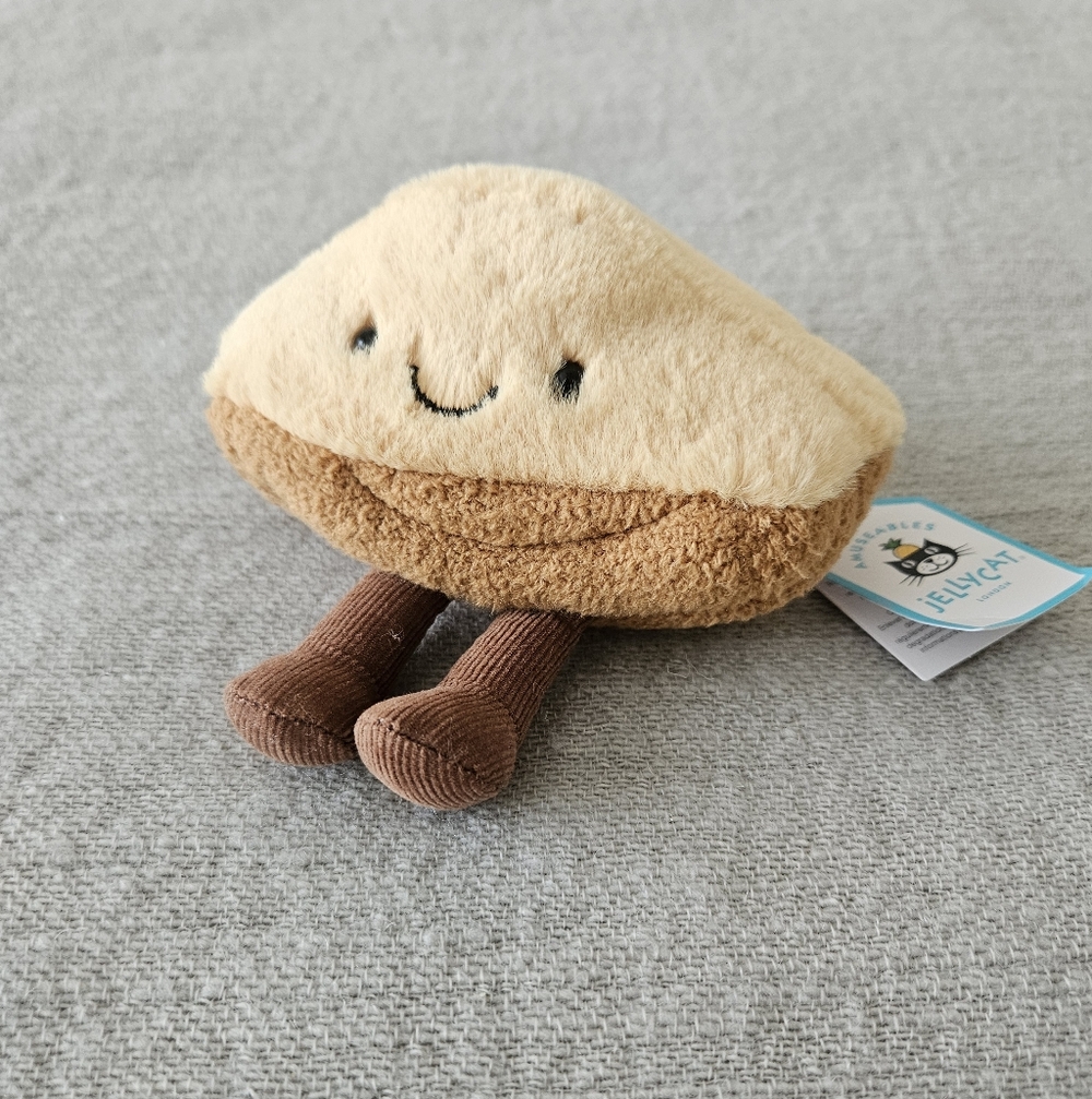 Jellycat Margeaux Madeline